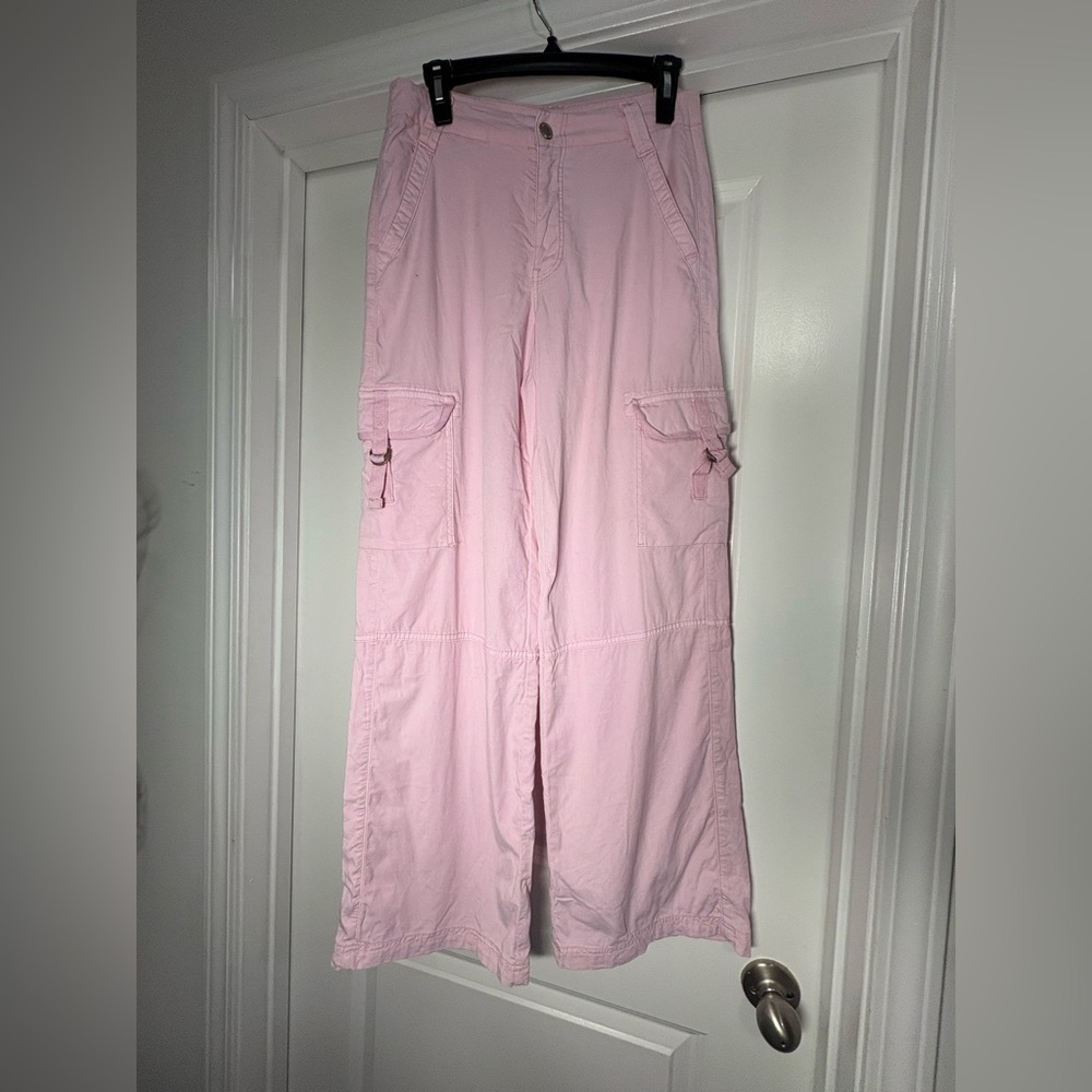 American Eagle Outfitters Light Pink Wide Leg Cargo Pants - Picture 3 of 5